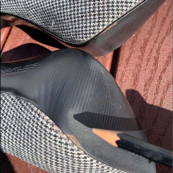 CHARLES Houndstooth Flannel Print Platform by Charles David - Picture 4 of 8